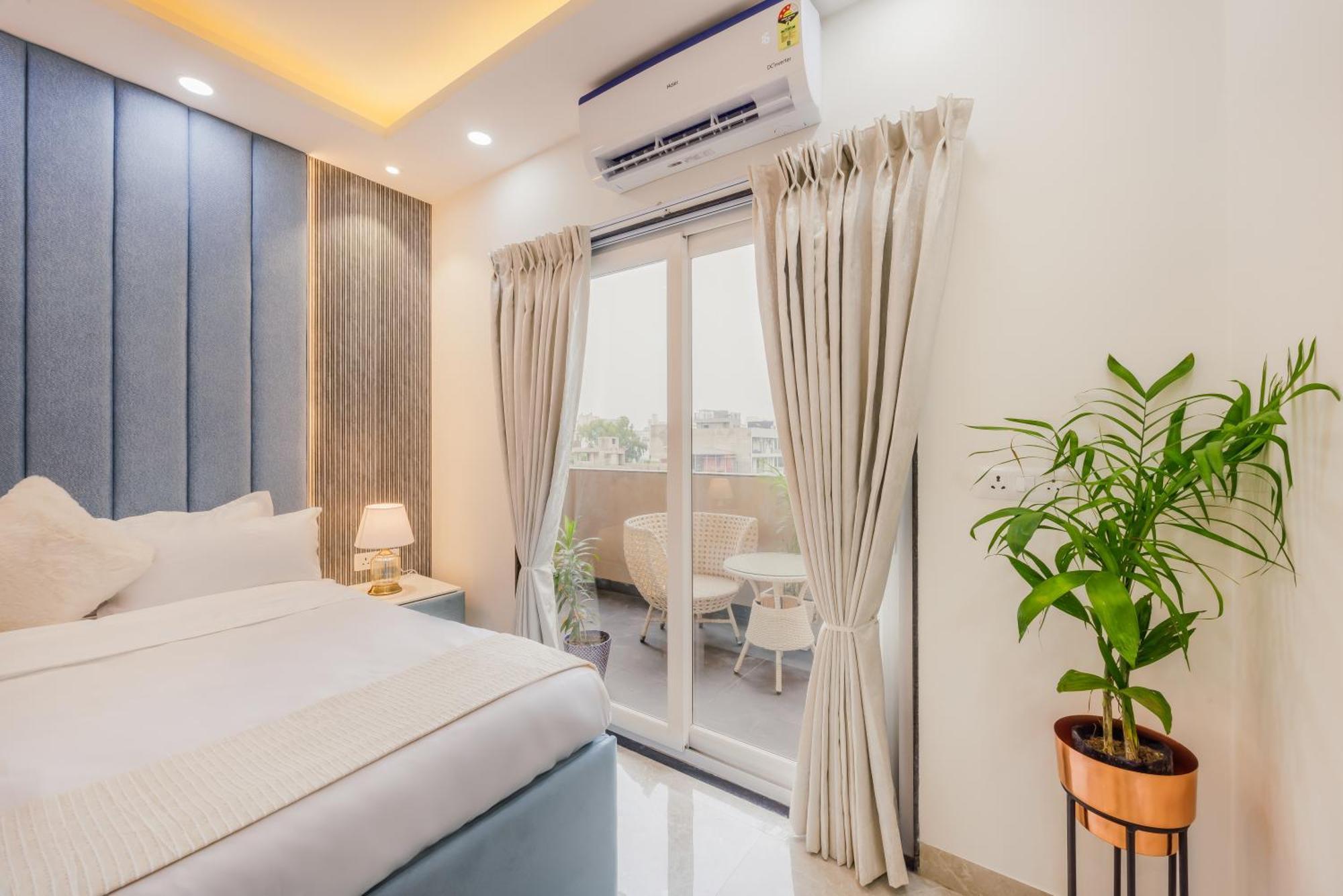 Aparthotel Kyomi Service *